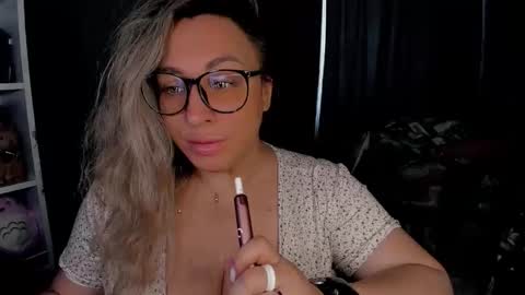 Kris online show from December 2, 3:19 am