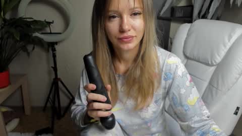 Foxy online show from September 18, 12:20 am