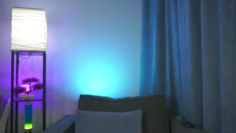 Eva online show from May 5, 6:33 pm