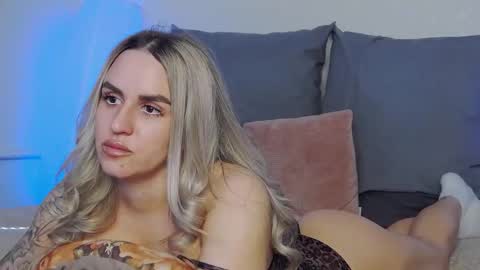 Foxy Kimmi online show from February 27, 7:19 am