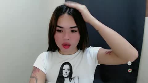 foxy_lei online show from March 13, 12:45 am