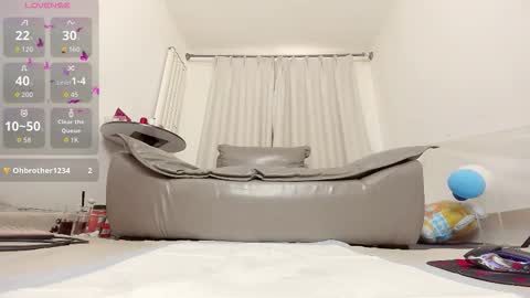 yiyi online show from October 9, 8:07 am