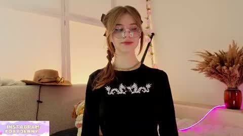 foxysecret_ online show from July 2, 6:25 pm