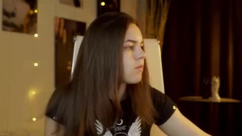 Francesca online show from June 19, 1:14 pm