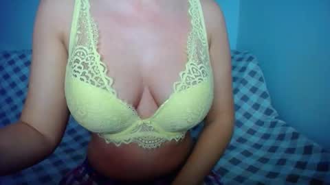 franceskcaa online show from November 29, 5:22 am