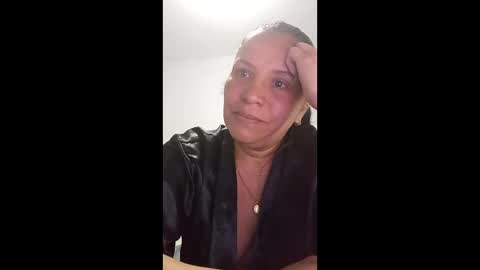 francy froz online show from May 11, 7:11 pm