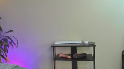 Fransheska online show from March 14, 4:19 pm