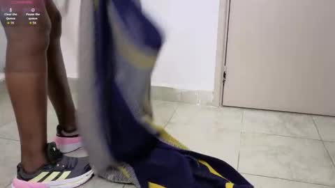 Nessa-Independent model online show from December 23, 6:39 am