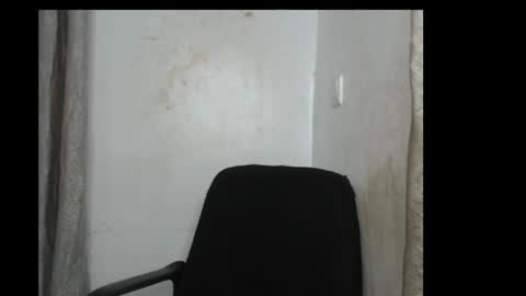 Freaky girl23 online show from April 27, 7:22 pm