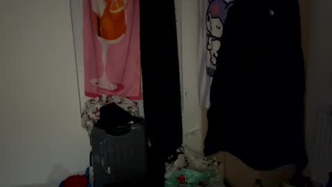 freakybankss online show from March 8, 12:40 am