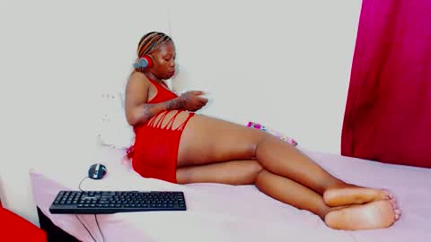 FreakyScarlet00 online show from October 14, 5:59 pm