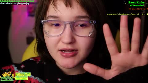   Jaywise Frogfoot  online show from November 16, 9:04 pm