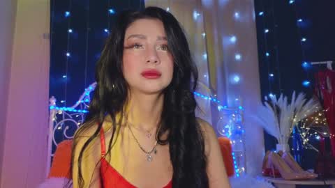 Tiffany online show from February 6, 9:38 pm