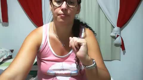 gaby  layla online show from April 12, 12:57 am