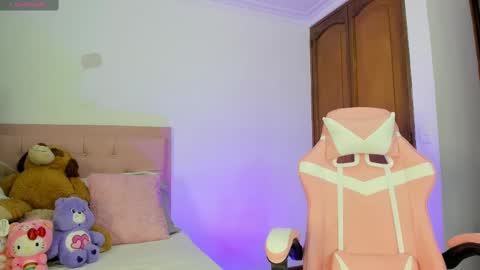 Snapshot of gabriela_miller2 chatting on February 23, 4:01 am Gaby online show from February 23, 4:01 am