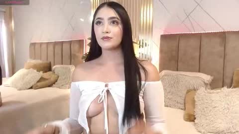 gabriella_santoss online show from February 23, 6:07 pm