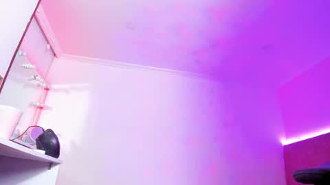   online show from December 21, 11:08 pm