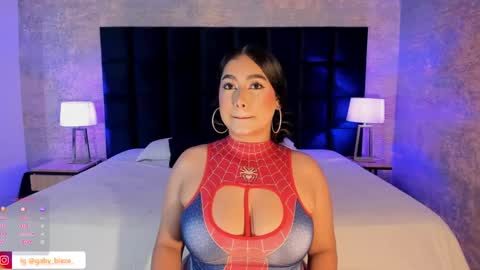 Snapshot of gaby_blaze chatting on March 1, 8:53 pm Gaby Blaze online show from March 1, 8:53 pm