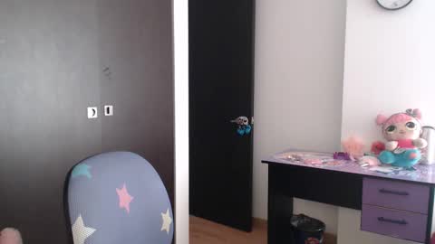 Snapshot of gaby_bluexx chatting on October 16, 9:50 pm Gaby Blue online show from October 16, 9:50 pm