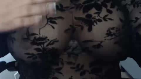 Snapshot of gaby_bluexx chatting on January 27, 8:49 pm Gaby Blue online show from January 27, 8:49 pm
