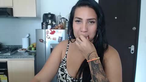 Snapshot of gaby_bluexx chatting on September 23, 8:29 pm Gaby Blue online show from September 23, 8:29 pm