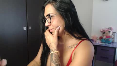 Snapshot of gaby_bluexx chatting on October 15, 9:50 pm Gaby Blue online show from October 15, 9:50 pm