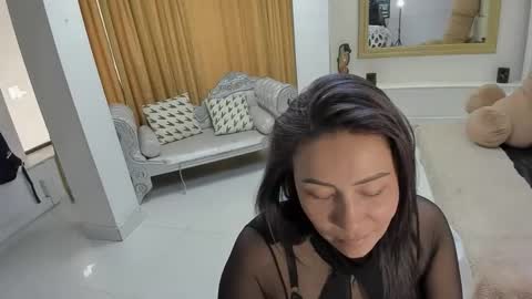 gabriela online show from April 18, 7:07 pm