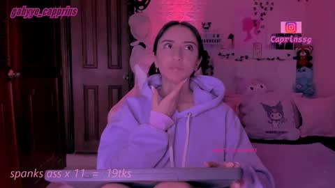 gabyye capprins online show from February 5, 12:46 am