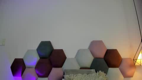 GahiaBelucci online show from March 3, 11:49 am