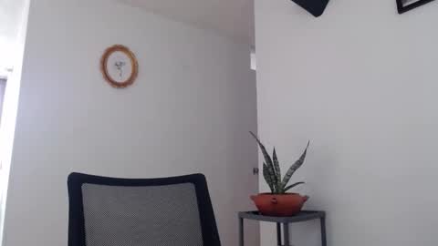 gaitan4 online show from February 25, 4:46 pm