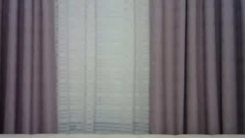 Snapshot of galaxy_33 chatting on September 17, 10:52 pm galaxy_33 online show from September 17, 10:52 pm