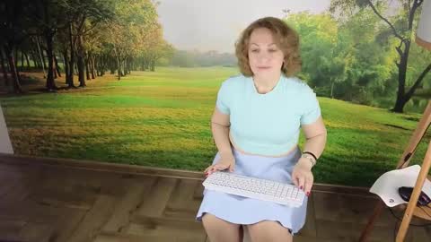 Ava online show from February 10, 7:15 am