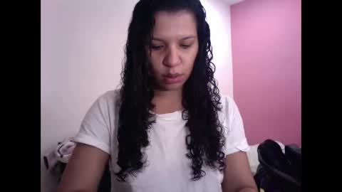 Snapshot of gatubelahotxxx chatting on February 23, 4:50 pm gatubelahotxxx online show from February 23, 4:50 pm