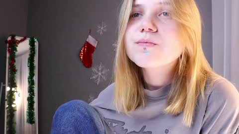 Devona online show from December 12, 3:05 pm