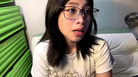 Yuki online show from February 16, 2:06 pm