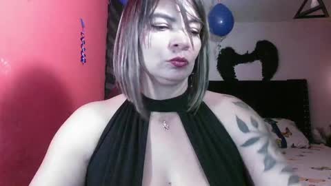 Georgina  online show from April 19, 2:33 am