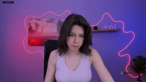 gerasmilee online show from April 12, 6:33 pm