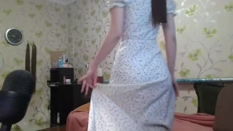 Anna online show from May 14, 9:37 am