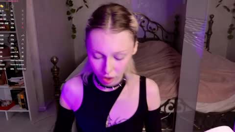 violeta online show from May 17, 4:44 am