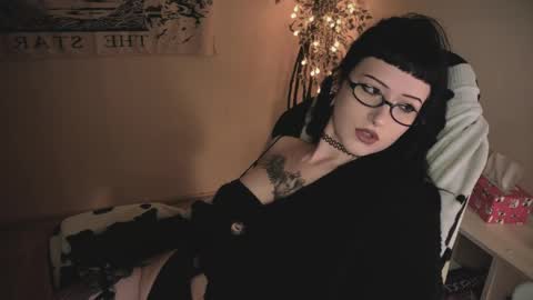ghoticspectre online show from June 1, 4:52 pm