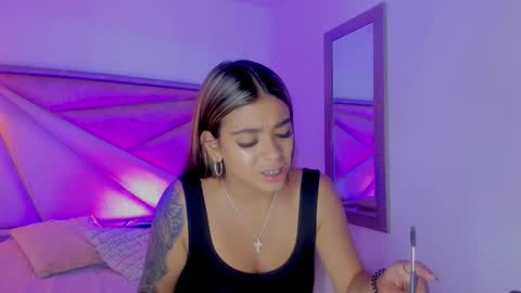 Gia  online show from March 3, 6:36 pm