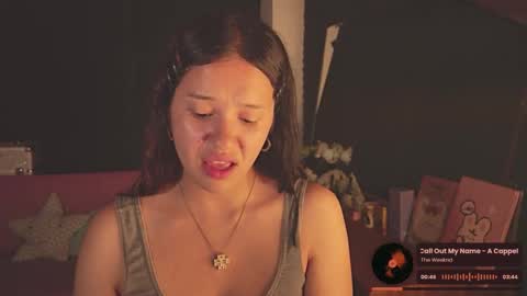 Snapshot of gigifontaine_ chatting on October 14, 12:57 am Gigi independet model P online show from October 14, 12:57 am