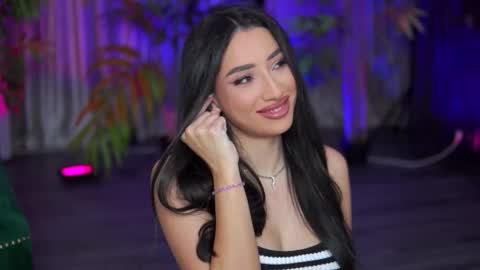 Gina online show from October 10, 6:46 pm