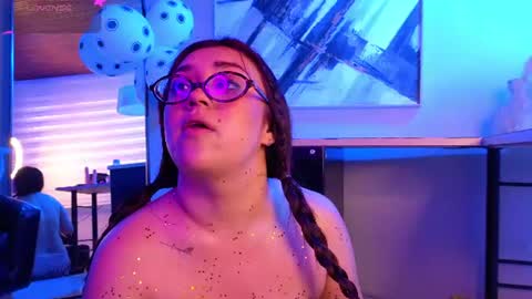 Chloe  online show from July 6, 3:03 pm