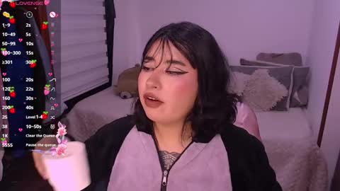 ginmeowuwu online show from March 9, 6:44 pm