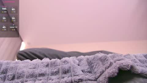 Ella Lisa Chloe online show from March 23, 1:17 pm