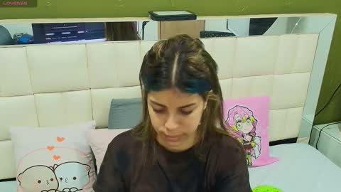 Snapshot of gisell_gomez chatting on October 19, 12:29 pm Gisell online show from October 19, 12:29 pm