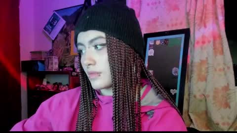 Giulietta online show from December 18, 3:58 am