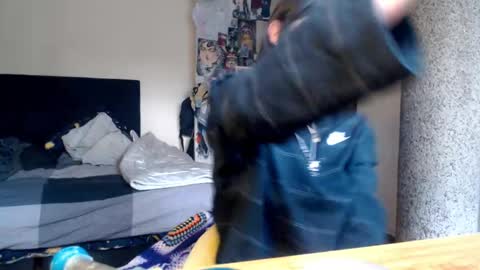 dirtyvenom online show from December 15, 9:42 pm