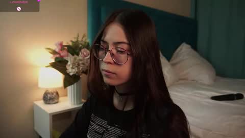 Agness online show from February 15, 2:27 pm